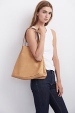 CLOVER LEATHER TOTE