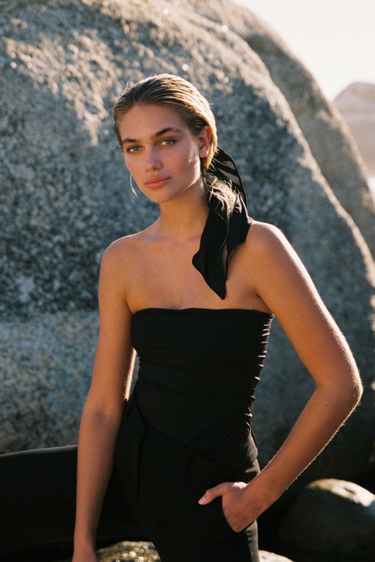 SCRUNCHIE SCARF BY ATELIER DE FEMMES