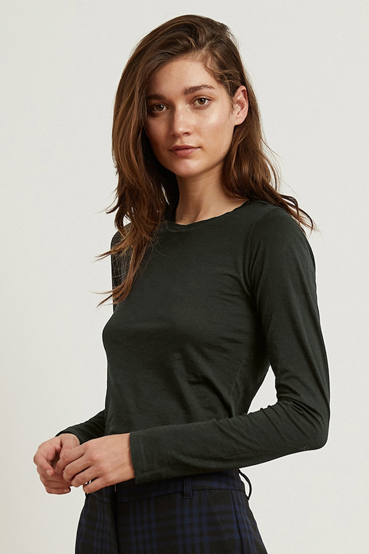 ZOFINA GAUZY WHISPER FITTED CREW NECK TEE