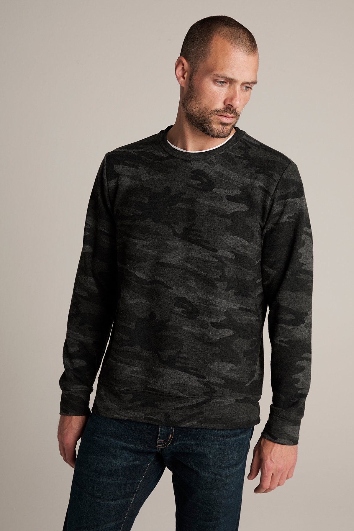 NEO CAMO PRINT FLEECE SWEATSHIRT