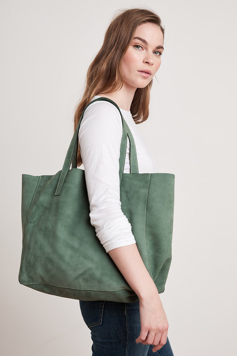 CLOVER LEATHER TOTE