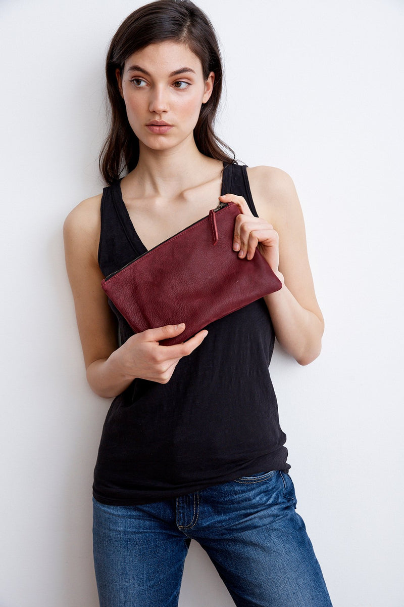 AMELIA LEATHER ZIP CLUTCH