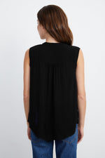 RAVIN SLEEVELESS BLOUSE