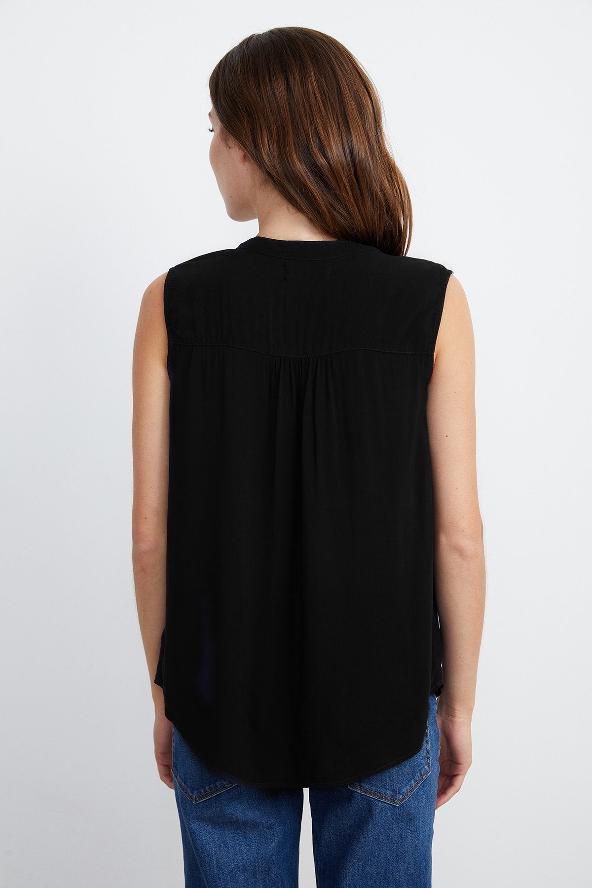 RAVIN SLEEVELESS BLOUSE