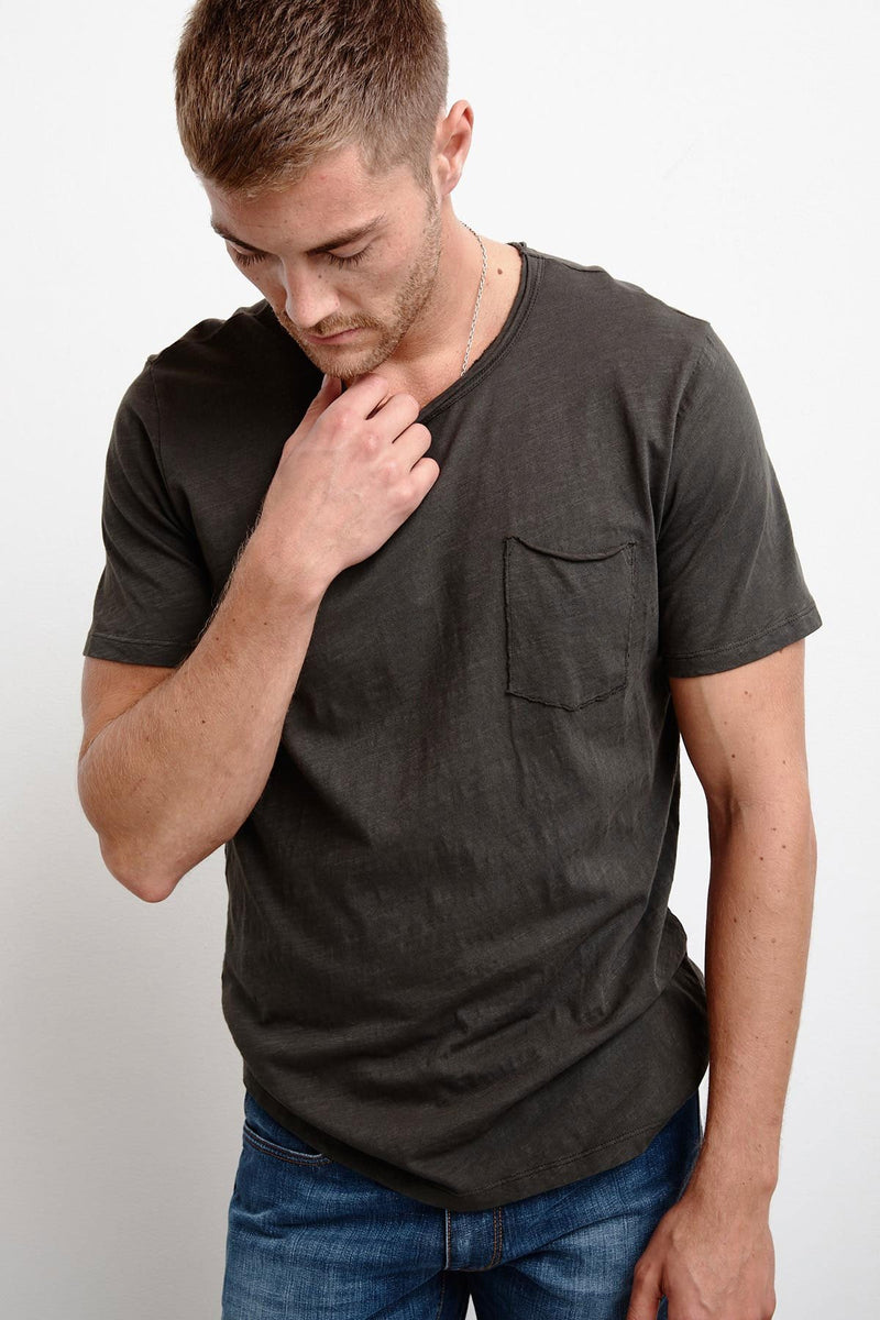 CHAD RAW EDGE COTTON SLUB POCKET TEE