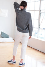 MINDY TEXTURED KNIT TUTRTLENECK SWEATER