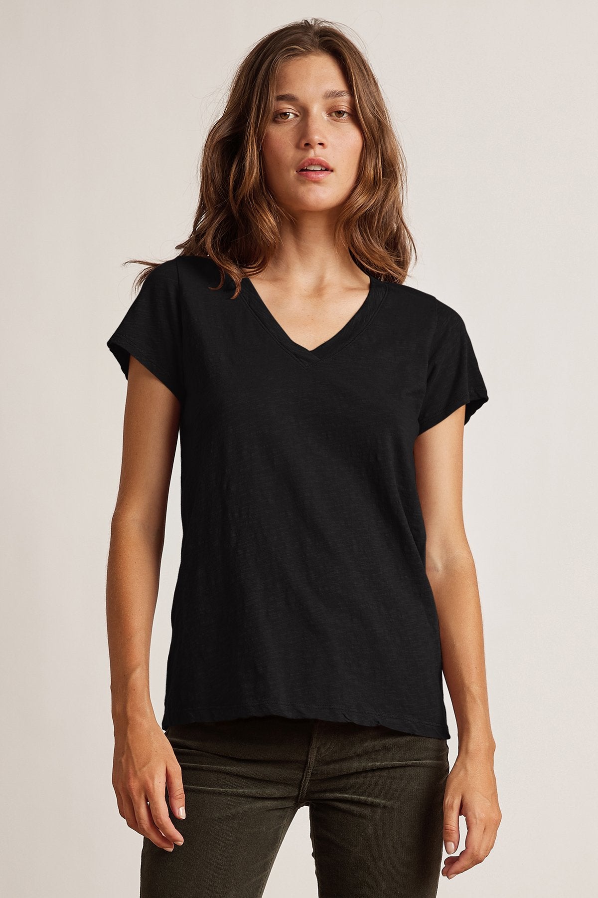 JILIAN ORIGINAL SLUB V-NECK TEE
