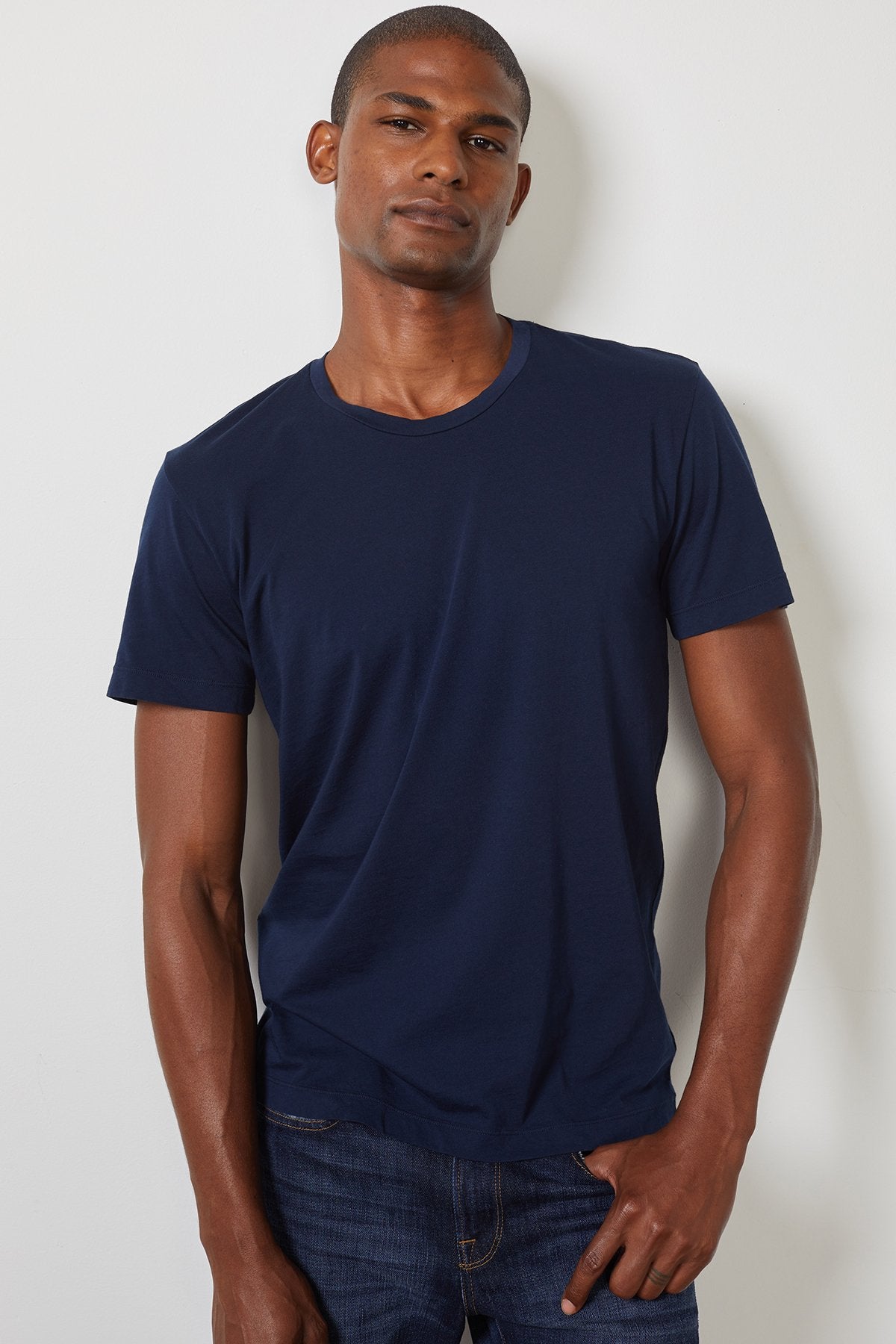 HOWARD WHISPER CLASSIC CREW NECK TEE