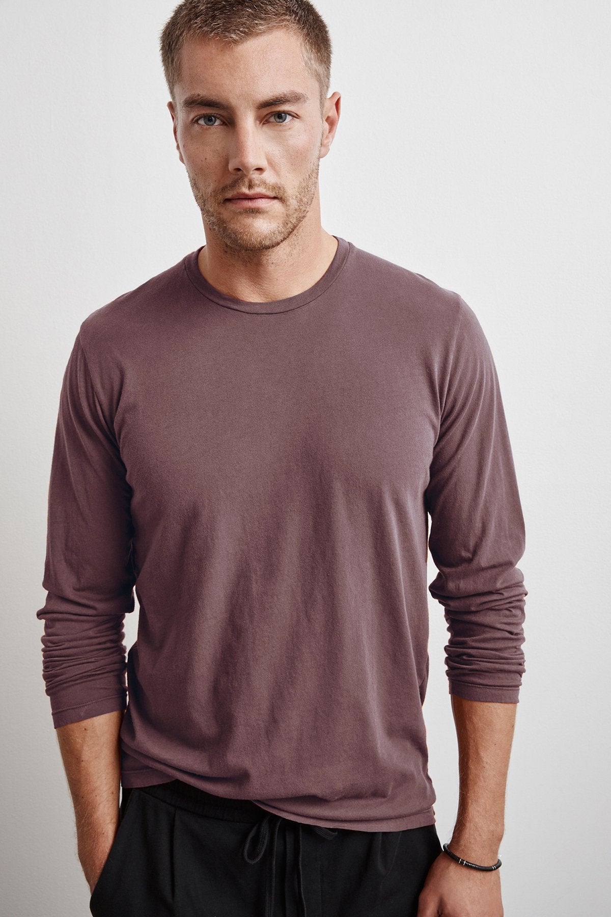 SKEETER WHISPER CLASSIC CREW NECK TEE