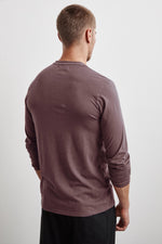 SKEETER WHISPER CLASSIC CREW NECK TEE