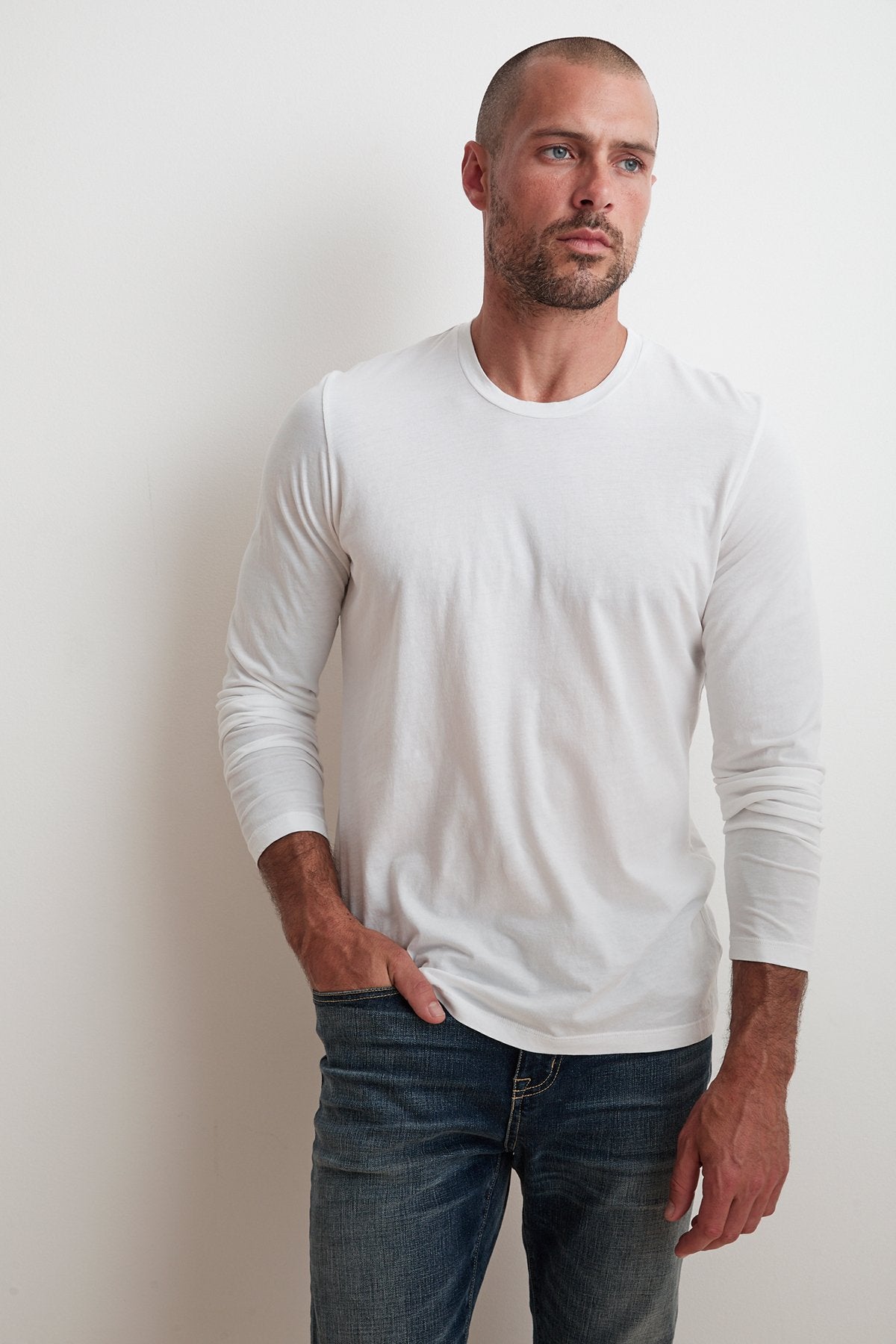 SKEETER WHISPER CLASSIC CREW NECK TEE