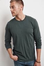 SKEETER WHISPER CLASSIC CREW NECK TEE